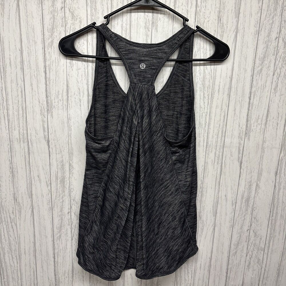 Womens Size 6 Lululemon Essential Tank Gray EUC - Picture 2 of 4